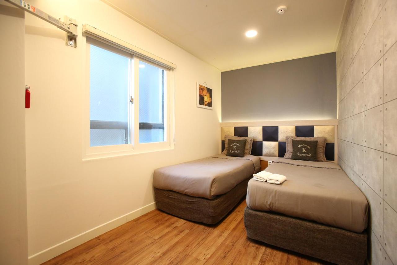 K-Guesthouse Seomyeon 1 Busan Buitenkant foto